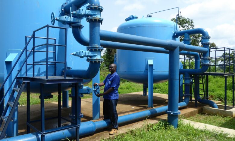 réalisation d'un forage équipé d'une pompe à motricité humaine-amani menou